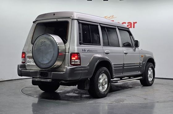 Hyundai Galloper 9-Seater V6 LPG — пробег 251 321 км — фото 2 из 5