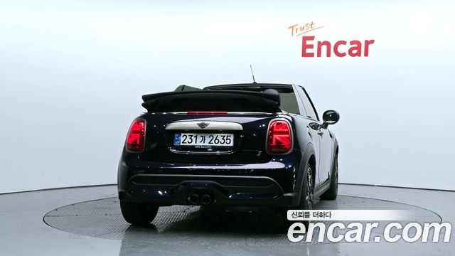 Mini Cooper Convertible Resolute Edition 3rd Gen — пробег 5 424 км — фото 4 из 5