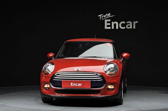 Mini Cooper Standard 3rd — пробег 55 770 км — фото 3 из 5