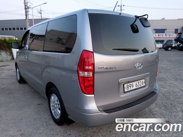 Hyundai Starex Van 3-Seater Smart — пробег 107 656 км — фото 3 из 5