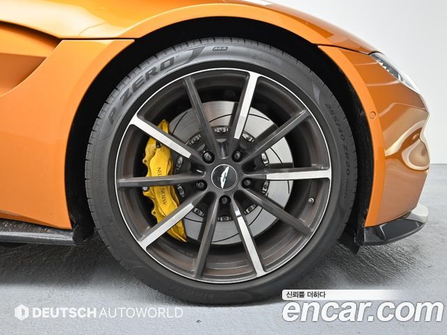 Astonmartin Vantage из Кореи Encar