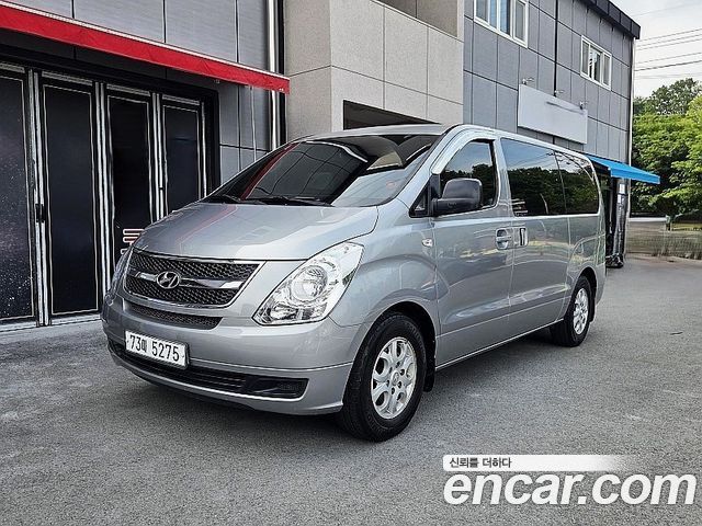 Hyundai Starex 12-Seater Wagon CVX Deluxe — пробег 117 061 км — фото 1 из 5