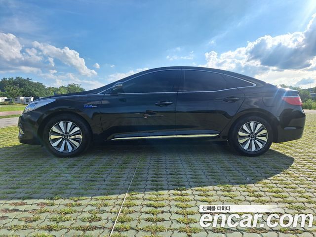 Hyundai Grandeur Premium — пробег 219 849 км — фото 5 из 5