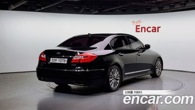 Hyundai Genesis из Кореи Encar