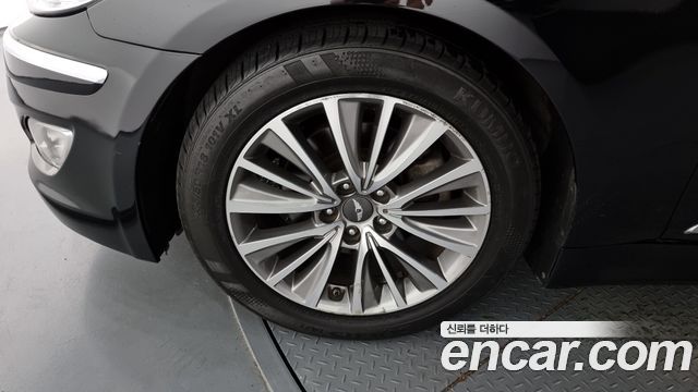 Hyundai Genesis из Кореи Encar