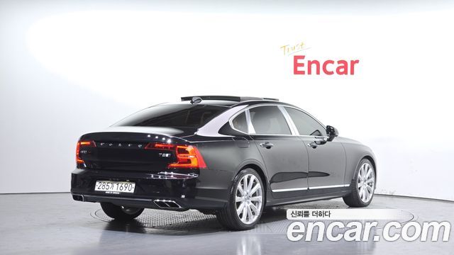 Volvo S90 из Кореи Encar