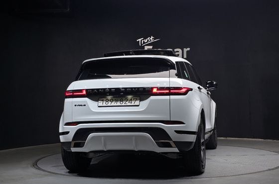 Land Rover Range Rover Evoque P250 Dynamic SE — пробег 2 046 км — фото 4 из 5