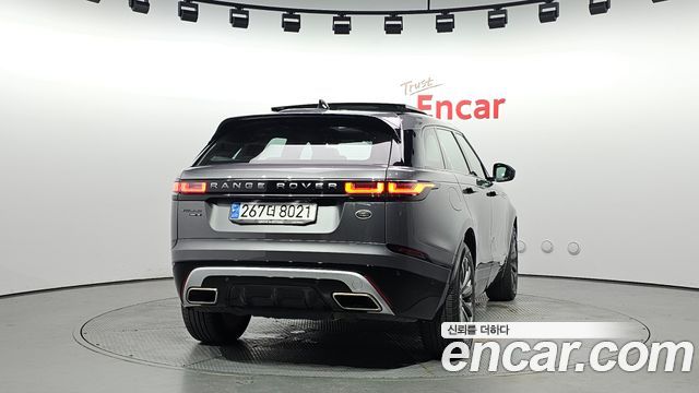 Land Rover Range Rover Velar 3.0 D300 R-Dynamic SE — пробег 147 081 км — фото 4 из 5