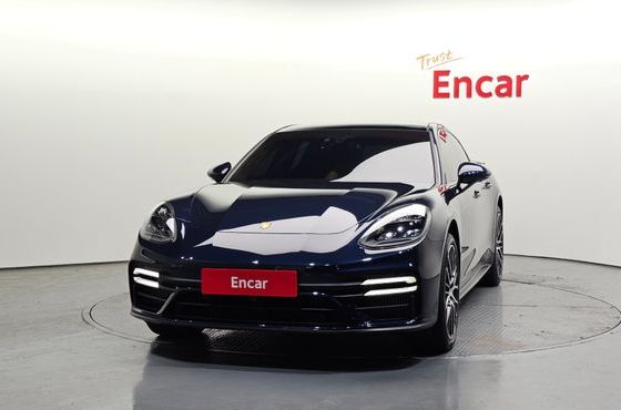Porsche Panamera 4.0 GTS — пробег 19 457 км — фото 3 из 5