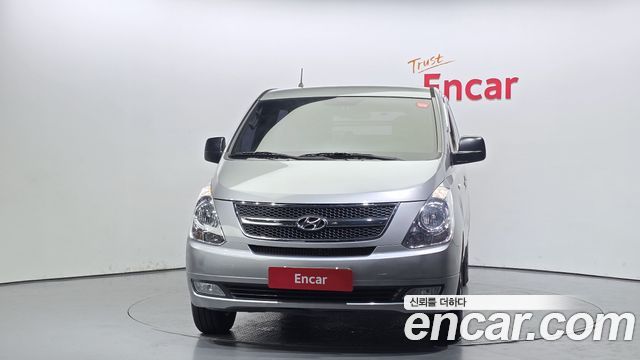 Hyundai Starex 5-Seater VAN CVX Premium — пробег 258 972 км — фото 3 из 5
