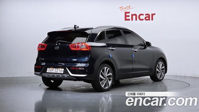 Kia Niro Noblesse — пробег 125 473 км — фото 2 из 5