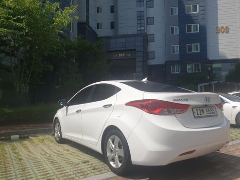 Hyundai AVANTE M16 GDI Deluxe — пробег 125 000 км — фото 2 из 5