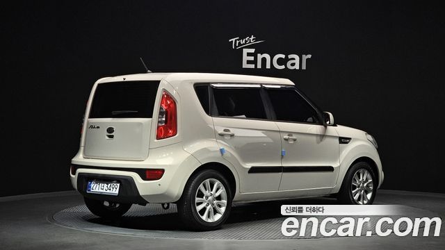 Kia Soul 1.6 GDI Luxury Standard — пробег 131 344 км — фото 2 из 5