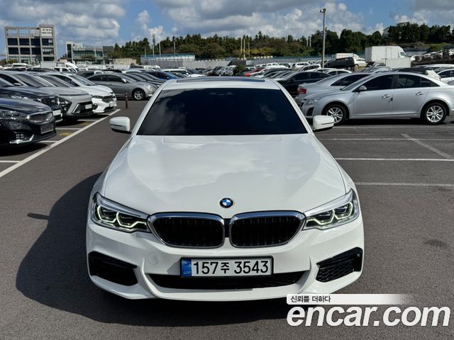 BMW 5-Series 520i M Sport — пробег 26 456 км — фото 1 из 5