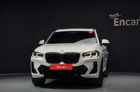 BMW X3 xDrive 20i M Sports Pro — пробег 28 106 км — фото 3 из 5