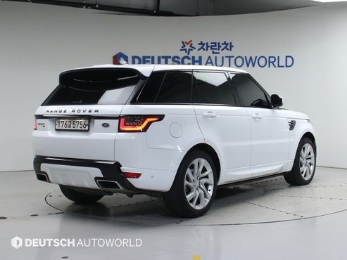 Land Rover Range Rover Sport 3.0 SDV6 HSE Dynamic — пробег 102 718 км — фото 3 из 5