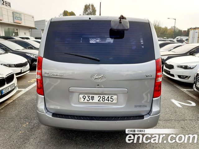 Hyundai Starex Van 3-Seater Smart — пробег 190 000 км — фото 5 из 5