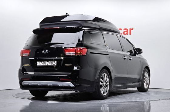 Kia Carnival 7-seater Hi-limousine VIP — пробег 155 803 км — фото 2 из 5