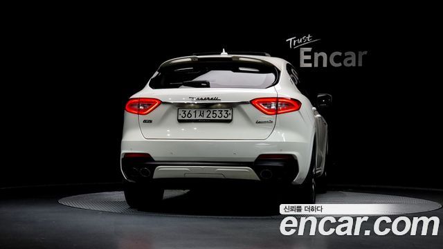 Maserati Levante 3.8 GTS AWD — пробег 94 161 км — фото 4 из 5