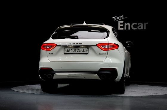 Maserati Levante 3.8 GTS AWD — пробег 94 161 км — фото 4 из 5