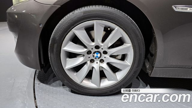 BMW 5-Series 528i xDrive — пробег 119 674 км — фото 5 из 5