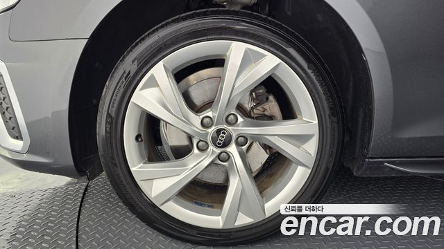 Audi A4 из Кореи Encar