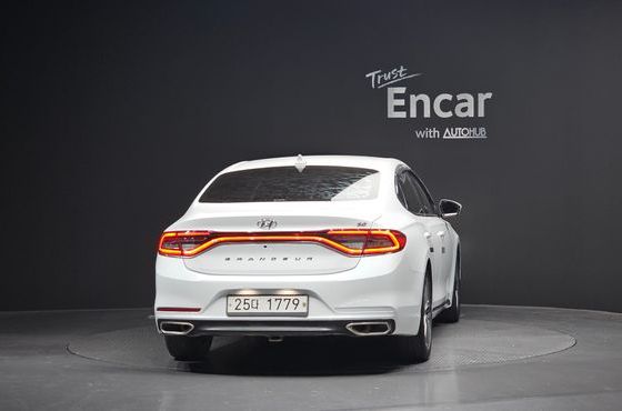 Hyundai Grandeur 3.0 Premium — пробег 77 202 км — фото 4 из 5