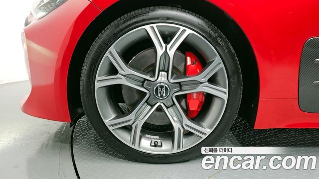 Kia Stinger из Кореи Encar
