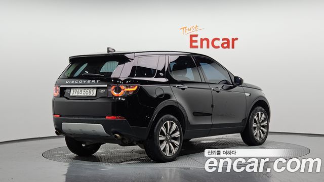Land Rover Discovery Sport 2.0 TD4 HSE Luxury — пробег 115 599 км — фото 2 из 5