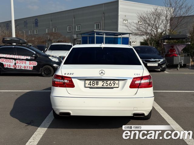 Mercedes-Benz E-Class из Кореи Encar