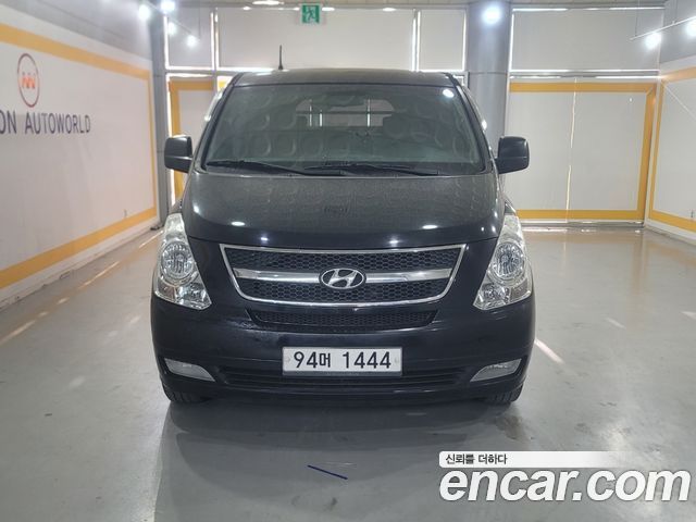 Hyundai Starex 5-Seater VAN CVX Luxury — пробег 282 803 км — фото 4 из 5