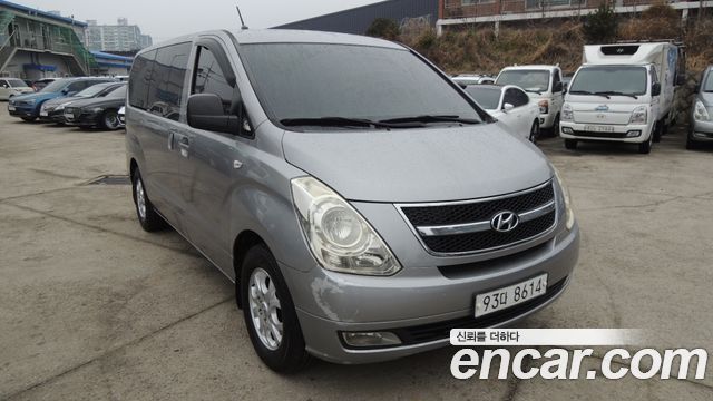 Hyundai Starex 5-Seater VAN CVX Luxury — пробег 213 870 км — фото 3 из 5