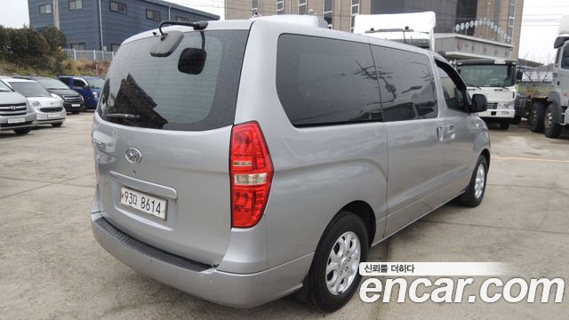 Hyundai Starex 5-Seater VAN CVX Luxury — пробег 213 870 км — фото 4 из 5