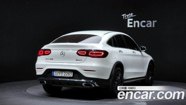 Mercedes-Benz GLC-Class GCL300 4MATIC Coupe — пробег 35 294 км — фото 2 из 5