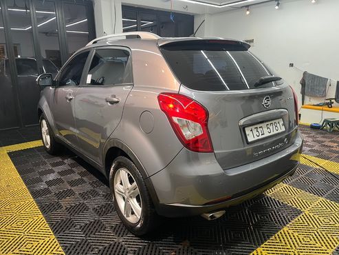 Ssangyong KORANDO 2.0 CVT 2WD Deluxe — пробег 273 028 км — фото 4 из 5