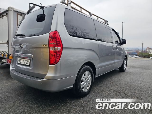 Hyundai Starex 5-Seater VAN Smart — пробег 87 037 км — фото 4 из 5