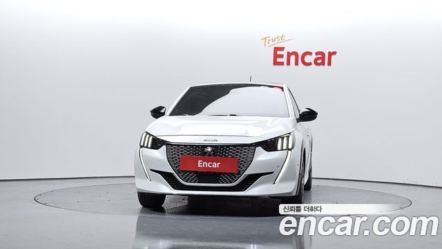 Peugeot 208 из Кореи Encar