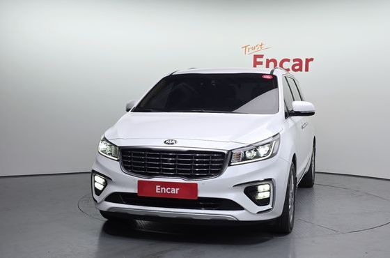 Kia Carnival 7-Seater Limousine VIP — пробег 112 932 км — фото 3 из 5