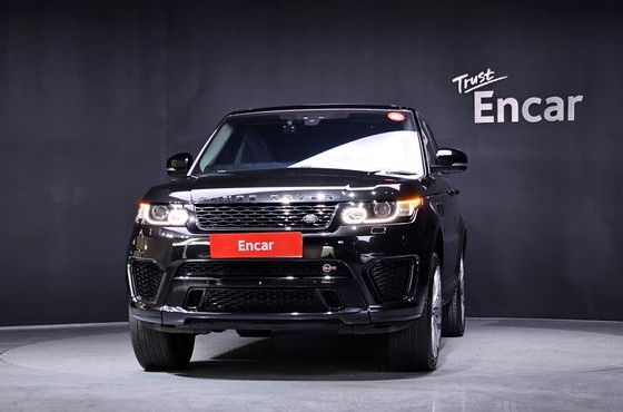 Land Rover Range Rover Sport 5.0 SVR — пробег 95 864 км — фото 3 из 5