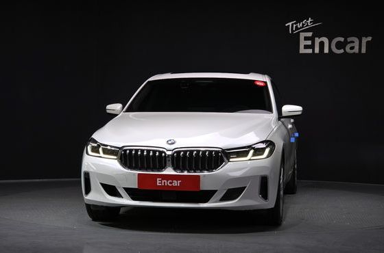 BMW Gran Turismo 630i xDrive Luxury — пробег 28 042 км — фото 3 из 5