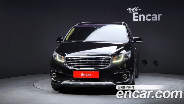 Kia Carnival Gasoline 9-seater Noblesse — пробег 63 161 км — фото 3 из 5