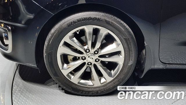 Kia Carnival Gasoline 9-seater Noblesse — пробег 63 161 км — фото 5 из 5