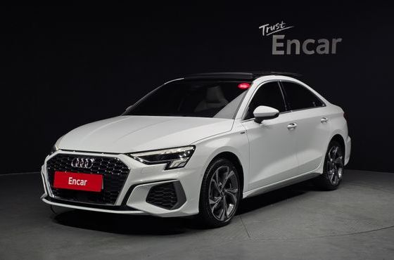 Audi A3 40 TFSI Premium — пробег 12 804 км — фото 1 из 5