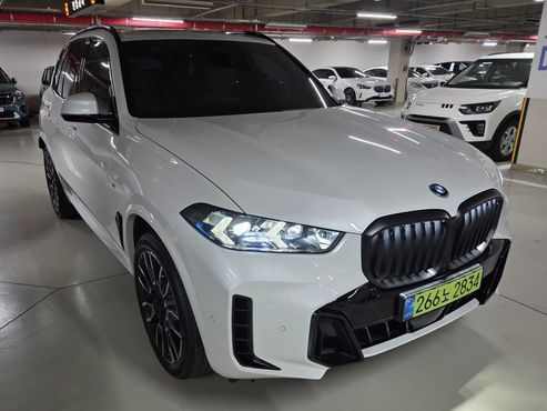 BMW X5 xDrive 50e M Sport — пробег 1 300 км — фото 2 из 5