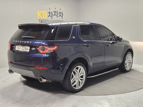 Land Rover Discovery Sport 2.0 TD4 SE — пробег 111 740 км — фото 4 из 5