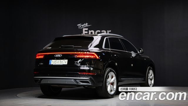 Audi Q8 из Кореи Encar