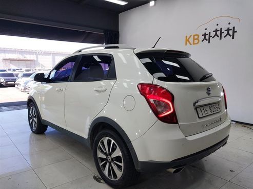 Ssangyong KORANDO 2.0 RX 2WD DLX — пробег 134 000 км — фото 4 из 5