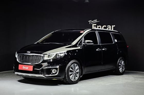 Kia Carnival 9-seater Luxury — пробег 130 744 км — фото 1 из 5
