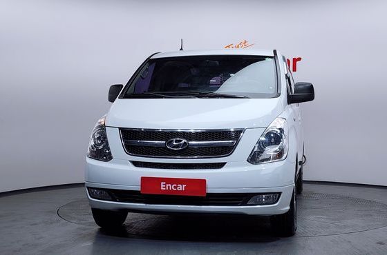 Hyundai Starex 5-Seater VAN CVX Luxury — пробег 206 847 км — фото 3 из 5