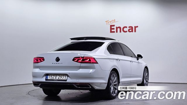Volkswagen Passat 2.0 TDI Prestige — пробег 38 584 км — фото 2 из 5